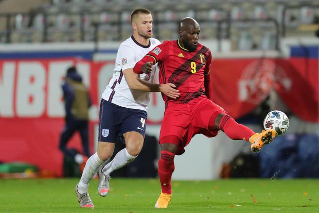 蟒蛇河畔风光好 2026江苏盐城大纵湖生态铁人三项赛举行