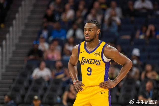 CBA夏联-王哲林21分上海胜福建 翁金郎23+7